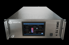 xdu100 4000x3000 front vertiv coolchip cdu modified lcd 1 