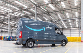 ep archivo   coche de reparto de amazon