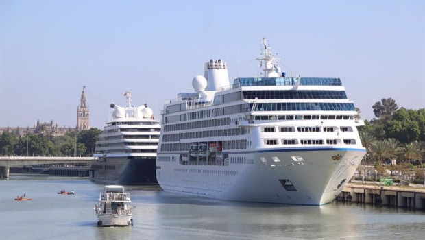 ep archivo   escalas de cruceros en el puerto de sevilla
