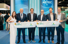 ep archivo   firma de la carta de intenciones entre aotec y lac isp en la feria aotec 2025 para la