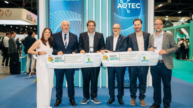 Archivo - Firma de la carta de intenciones entre Aotec y LAC-ISP en la feria Aotec 2025 para la creación de la Red IberoTec | AOTEC - Archivo ep archivo firma de la carta de intenciones entre aotec y lac isp en la feria aotec 2025 para la
