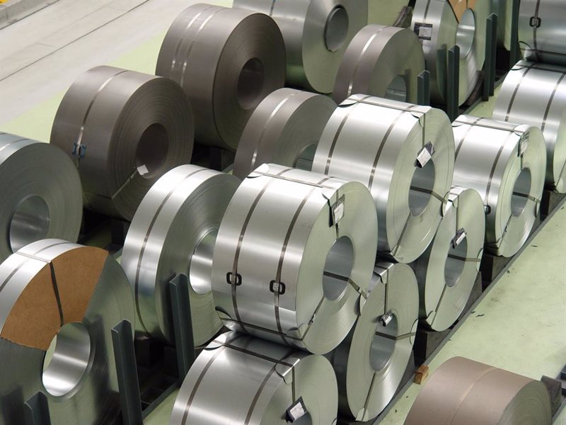 US Steel se dispara: Trump autoriza una «asociación» con Nippon Steel
