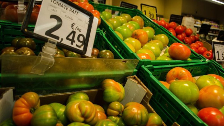 Archivo - Lineal de tomates en un mercado | EUROPA PRESS - Archivo ep archivo lineal de tomates en un mercado