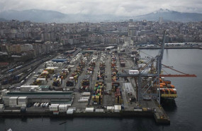 ep archivo   vista aerea de la terminal de contenedores del puerto de vigo
