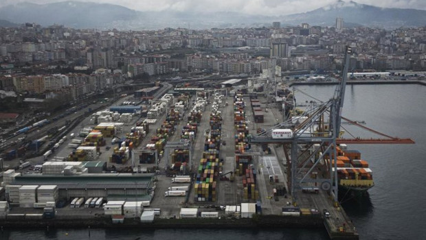 ep archivo vista aerea de la terminal de contenedores del puerto de vigo ep archivo vista aerea de la terminal de contenedores del puerto de vigo