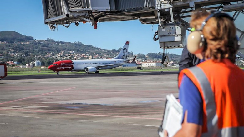 ep avion de norwegian en el aeropuerto tenerife norte