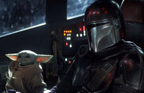ep baby yoda y mando en the mandalorian