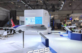 ep comac firma un memorando con safran para el programa c929 durante el salon aeronautico de paris
