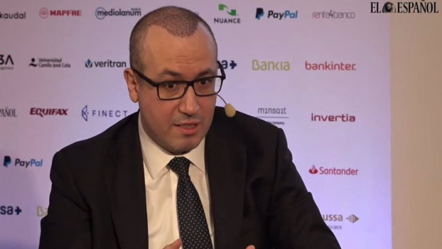 ep el consejero delegado de bbva onur gen en el i simposio del observatorio de las finanzas