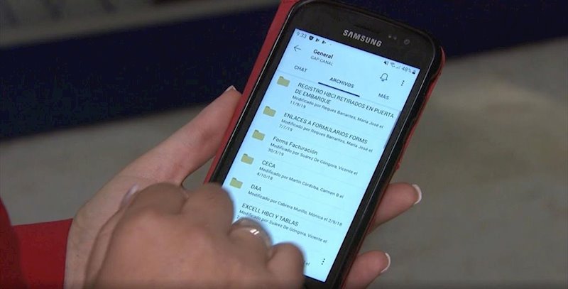 ep iberia y samsung se unen para digitar los servicios aeroportuarios espanoles
