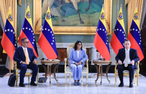ep la presidenta encargada de venezuela delcy rodriguez durante la firma del memorando de