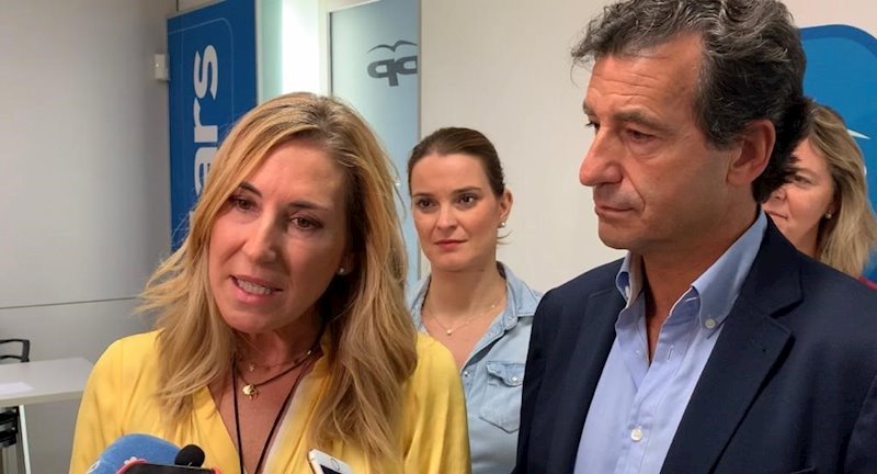 ep la vicesecretaria de la organizacion del pp nacional ana beltran junto al presidente del pp
