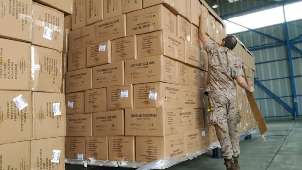 ep material sanitario en la base aerea de torrejon