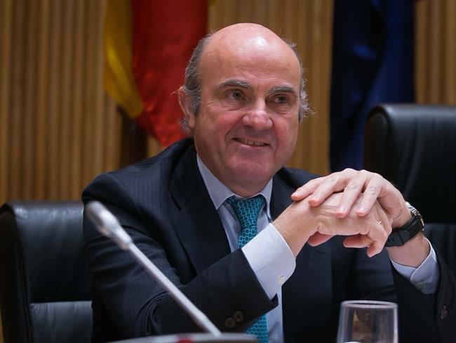 El ministro Luis de Guindos, ante la comisión que investiga la crisis financiera | CONGRESO ep ministro luisguindos antecomisioninvestigacrisis financiera