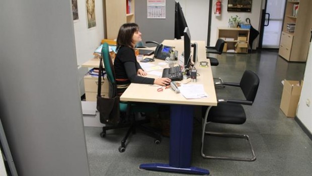 ep oficina trabajador ordenador paro