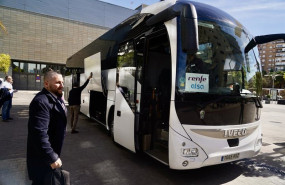 ep pasajeros de la linea de alta velocidad madrid malaga llegando a la capital malaguena en autobus ep pasajeros de la linea de alta velocidad madrid malaga llegando a la capital malaguena en autobus