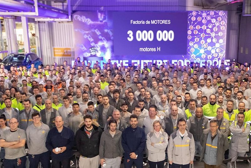 ep produccion de la unidad tres millones del motor h en la planta de renault en valladolid ep produccion de la unidad tres millones del motor h en la planta de renault en valladolid