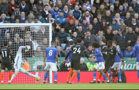 ep una jugada de ataque durante un partido entre leicester city y chelsea