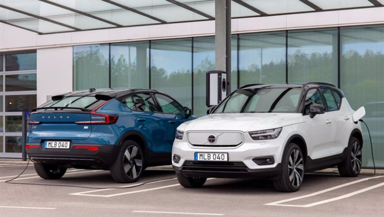 ep vehiculos de volvo cargandose