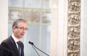 ep archivo el gobernador del banco de espana pablo hernandez de cos durante su intervencion en la ep archivo el gobernador del banco de espana pablo hernandez de cos durante su intervencion en la