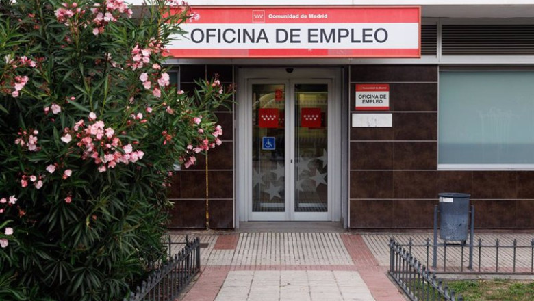ep archivo entrada de una oficina de empleo ep archivo entrada de una oficina de empleo