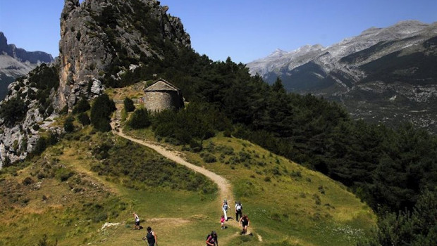 ep el parque nacional de ordesa y monte perdido retoma las rutas guiadas por las ermitas de tella