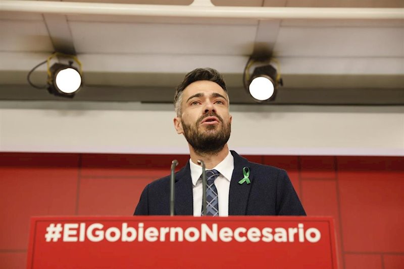ep el portavoz adjunto del grupo socialista felipe sicilia en declaraciones a medios de comunicacion
