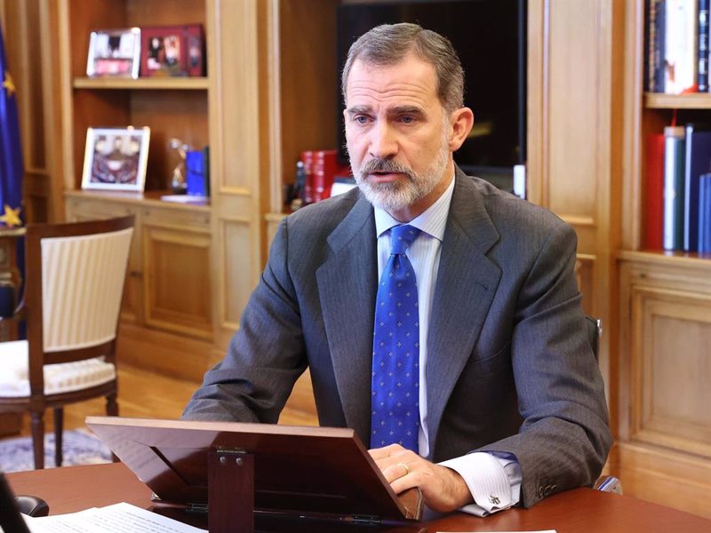 Felipe VI se congela el sueldo y destina el de su padre a otras partidas de la institución