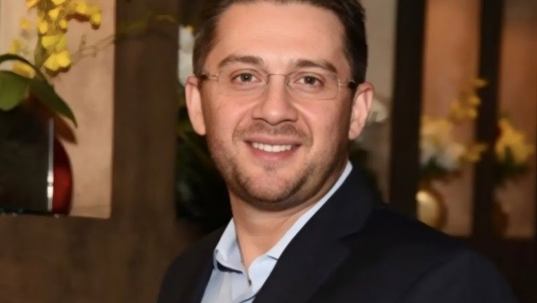 ep el wttc nombra a esteban velasquez nuevo vicepresidente ejecutivo de desarrollo de negocios y ep el wttc nombra a esteban velasquez nuevo vicepresidente ejecutivo de desarrollo de negocios y