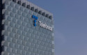 ep fachada de la sede de la multinacional espanola telefonica situada en la ronda de la comunicacion