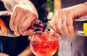 ep grupoeconomiacat ndp bacardi destina 15 millones para apoyar a los bares y los bartenders mas