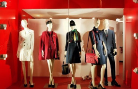 ep iberia celebra 95 anos de historia subastando replicas de algunos de sus iconicos uniformes