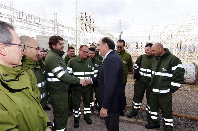 Ignacio Galán con empleados de Iberdrola Distribución | IBERDROLA ep ignacio galanempleadosiberdrola distribucion