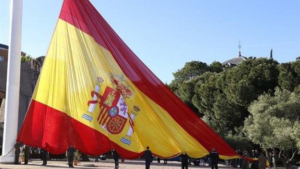 ep izado solemnebanderala plazacolon