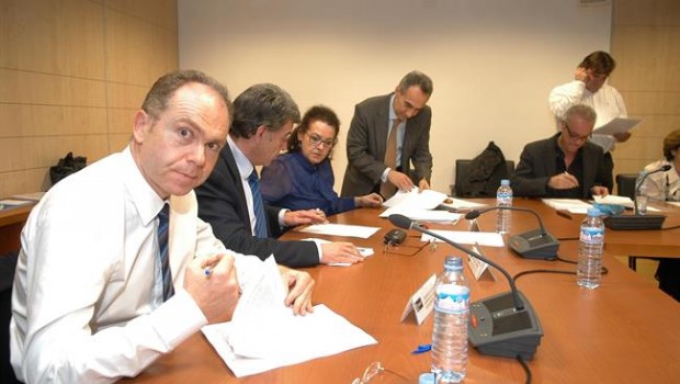 ep juan bravolos sindicatos firmanacuerdo