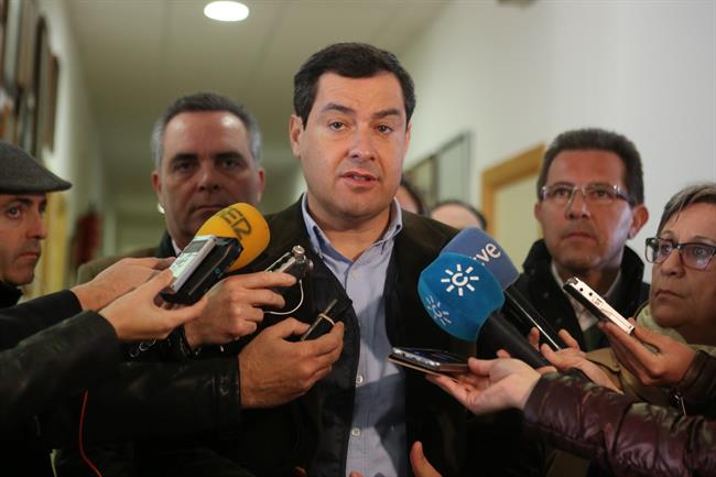 Juanma Moreno, hoy ante los medios | EUROPA PRESS ep juanma moreno hoylos medios