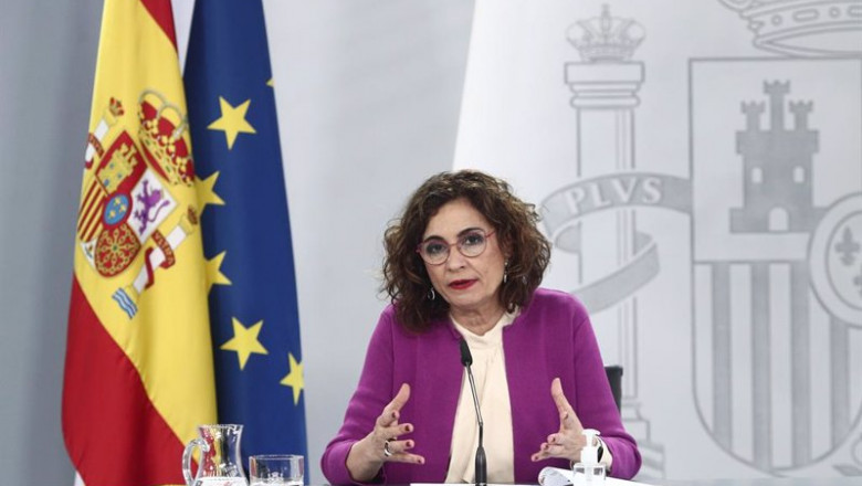 ep la ministra de hacienda y portavoz del gobierno maria jesus montero durante una rueda de prensa 20210412080709