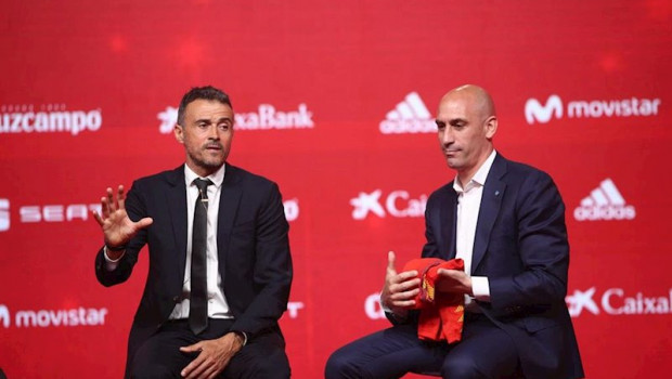 ep luis enrique seleccionador nacional y luis rubiales presidente de la real federacion espanola de