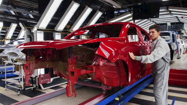 ep operarios de pintura de la planta de psa peugeot citron en vigo pontevedra