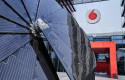 Vodafone acuerda comprar el 49% de VodafoneThree por 4.300 millones de libras