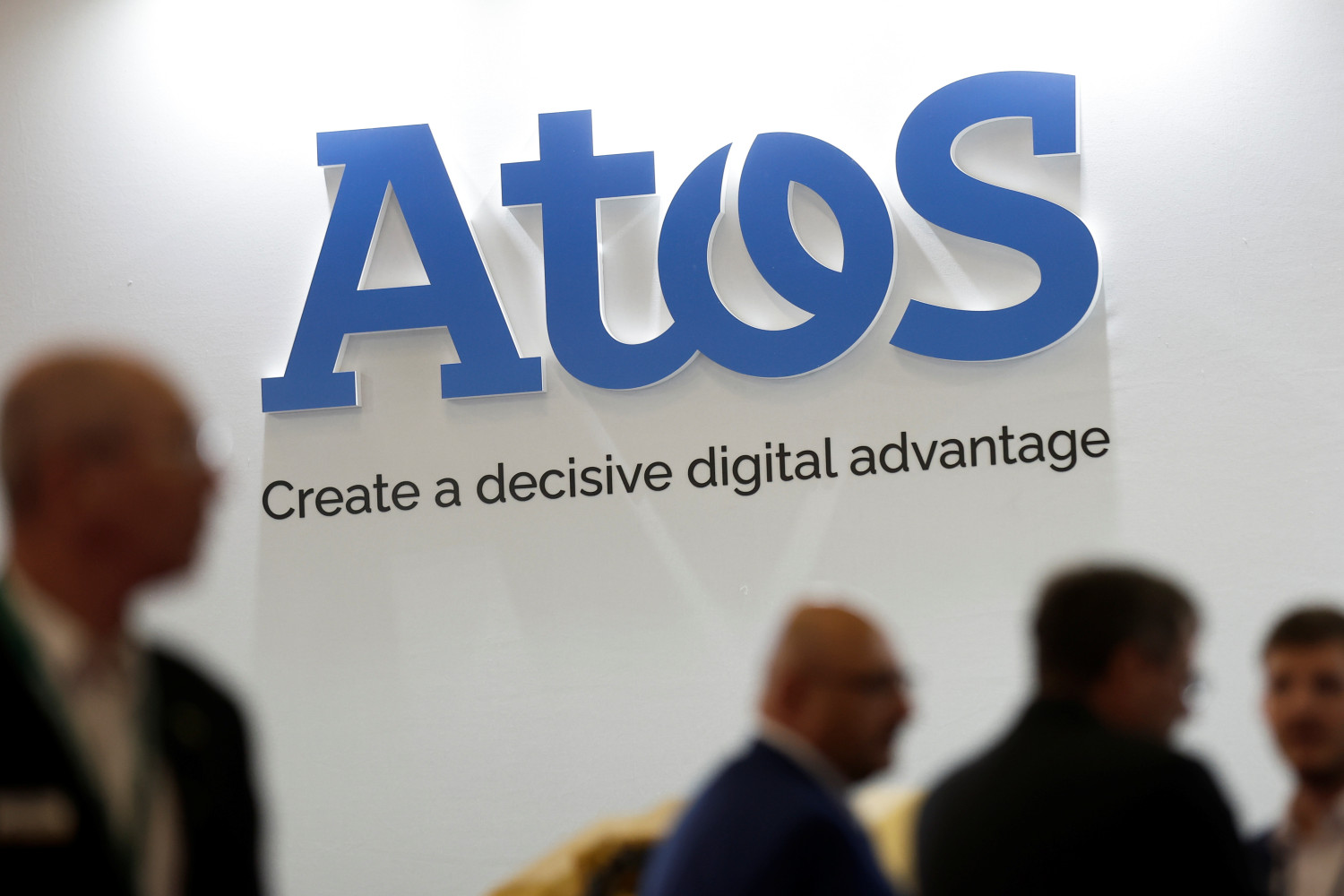 Atos se desploma en bolsa tras suspender su ampliación de capital